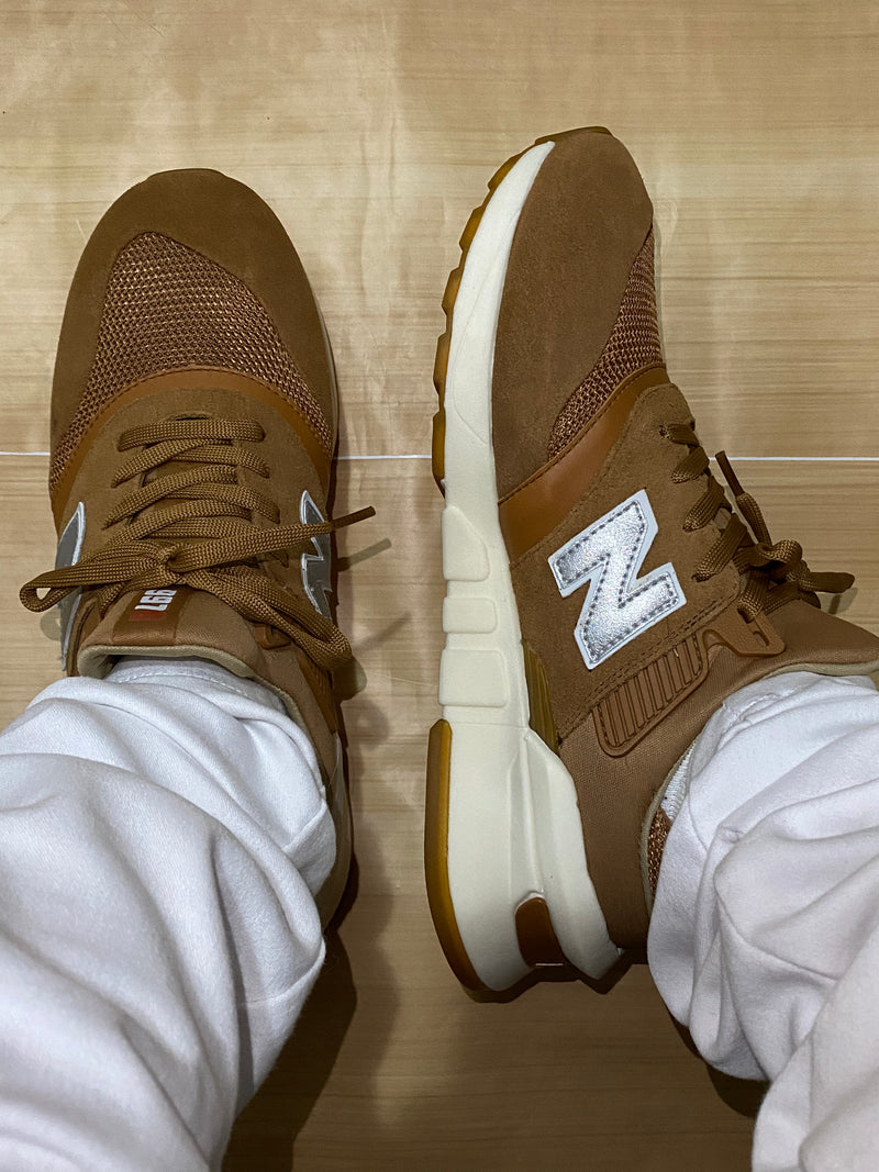 New Balance 997